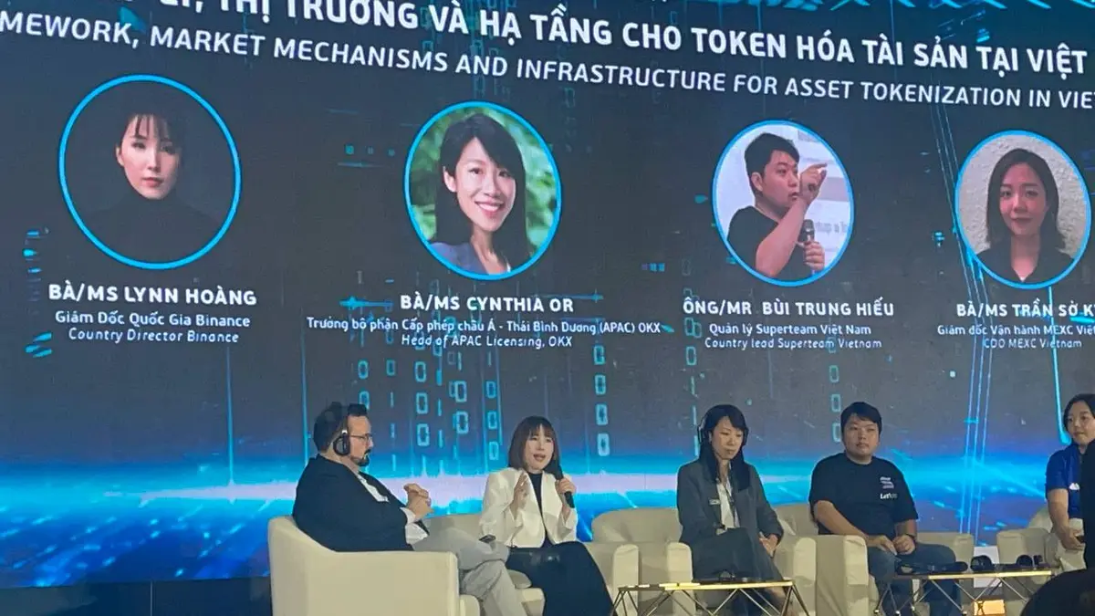 Lynn-Hoàng-Binance-tại-Đà-Nẵng.jpg