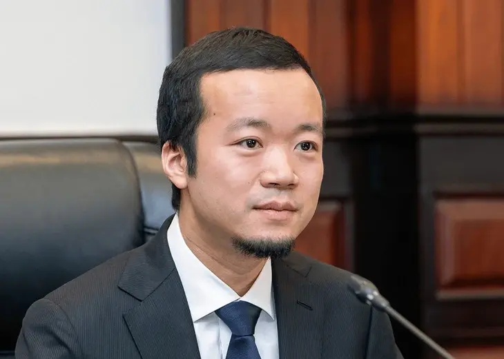 chenzhi.webp