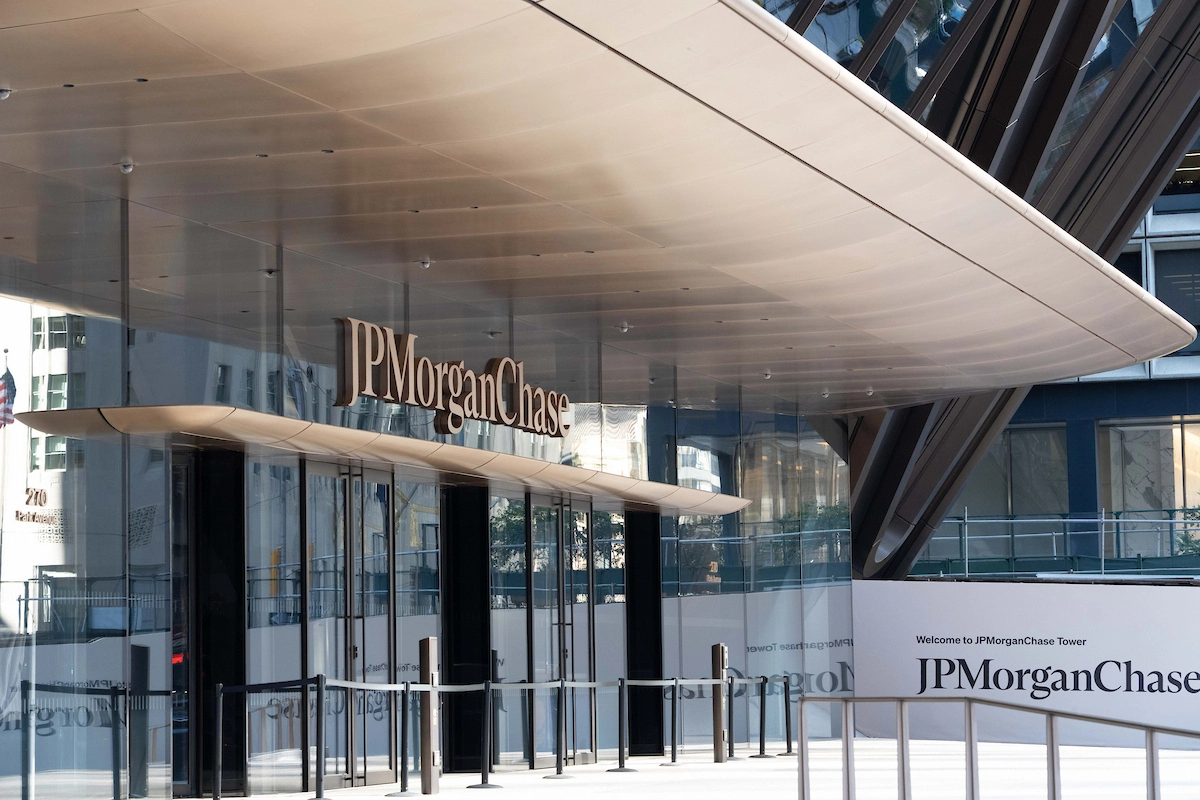 G30CsYzWAAAXDu2.jfif