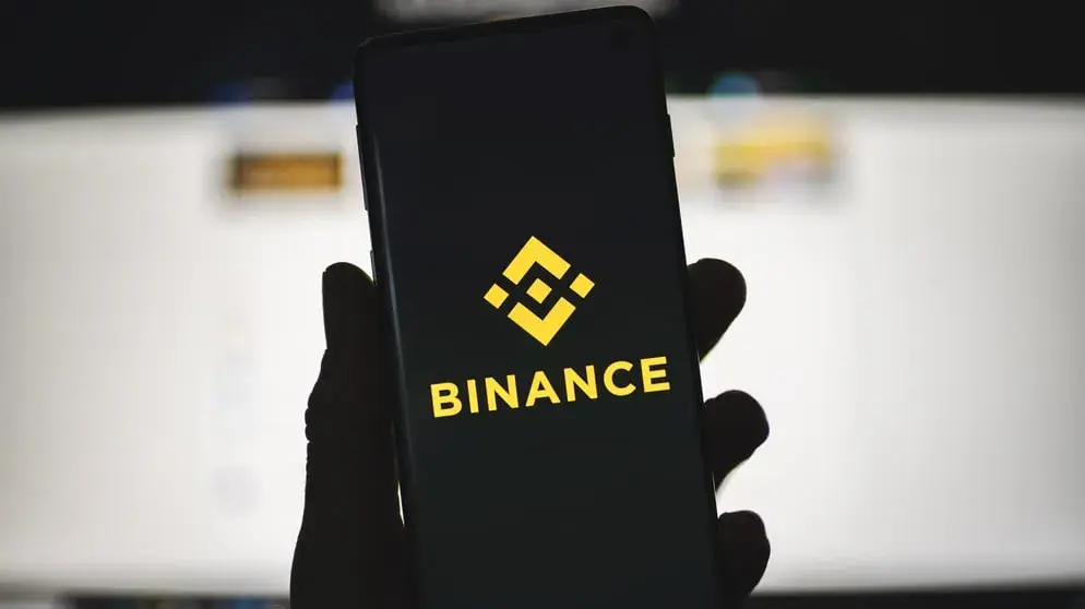 Binance-Phone-gID_7.webp