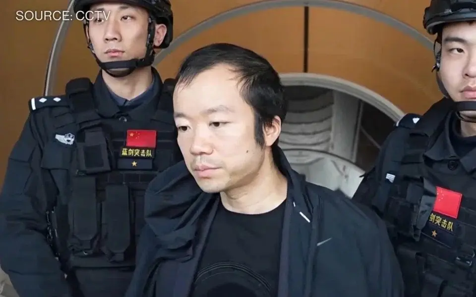 trum lua dao Tran Chi bi cong an Trung Quoc bat giu -cctv.webp