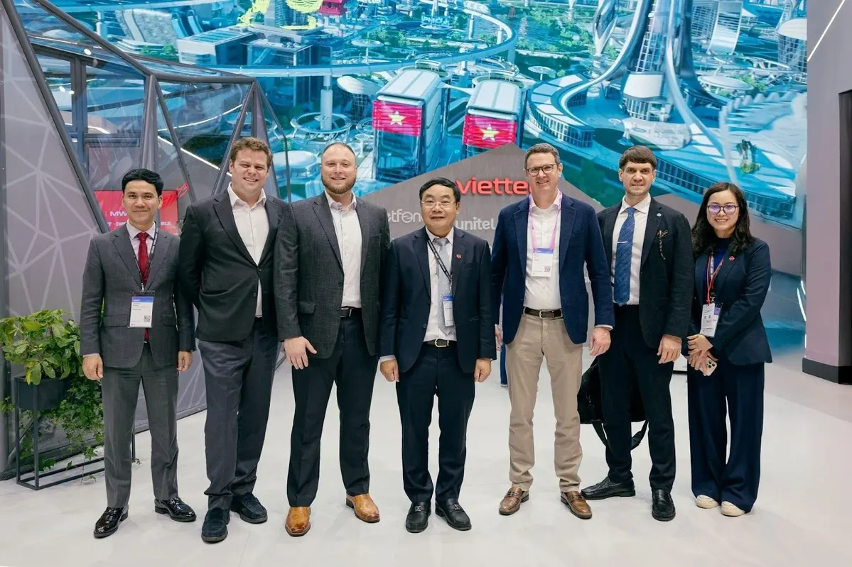 Viettel Moeny và Telcoin MWC 2026.jpg