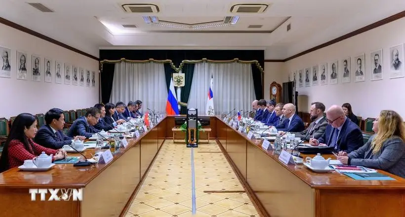 Việt Nam – Nga thúc đẩy hợp tác về tài sản mã hóa và công nghệ blockchain Cuộc họp giữa Nga và Việt Nam xây dựng hạ tầng Blockchain