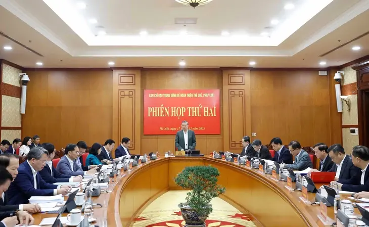Tổng-Bí-Thư-Tô-Lâm-tại-phiên-họp
