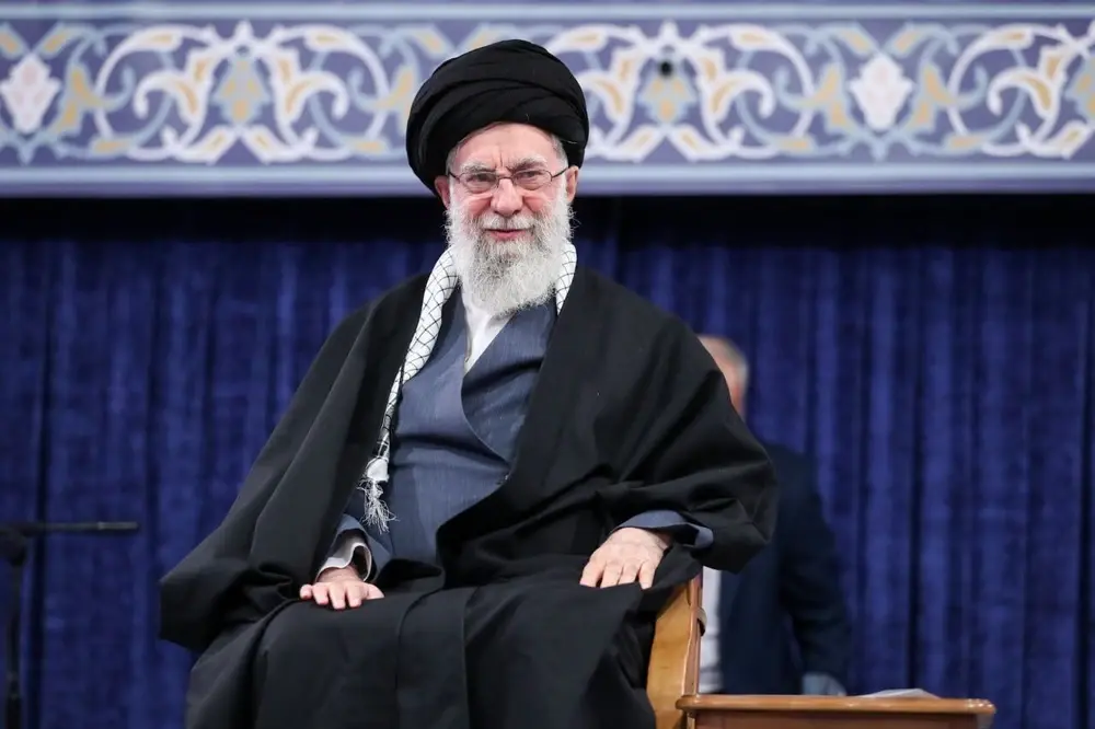 Truyền thông Iran đưa tin Ayatollah Ali Khamenei bị ám sát, thị trường crypto biến động mạnh