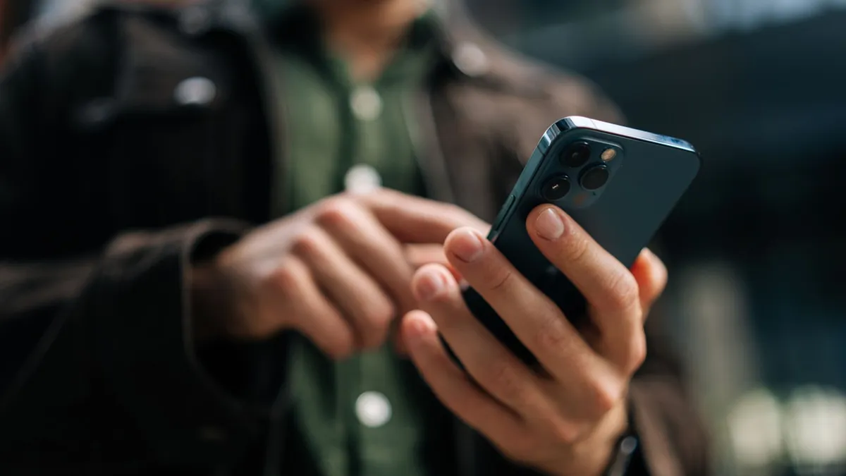 IOS-và-khả-năng-bị-tấn-công-dữ-liệu