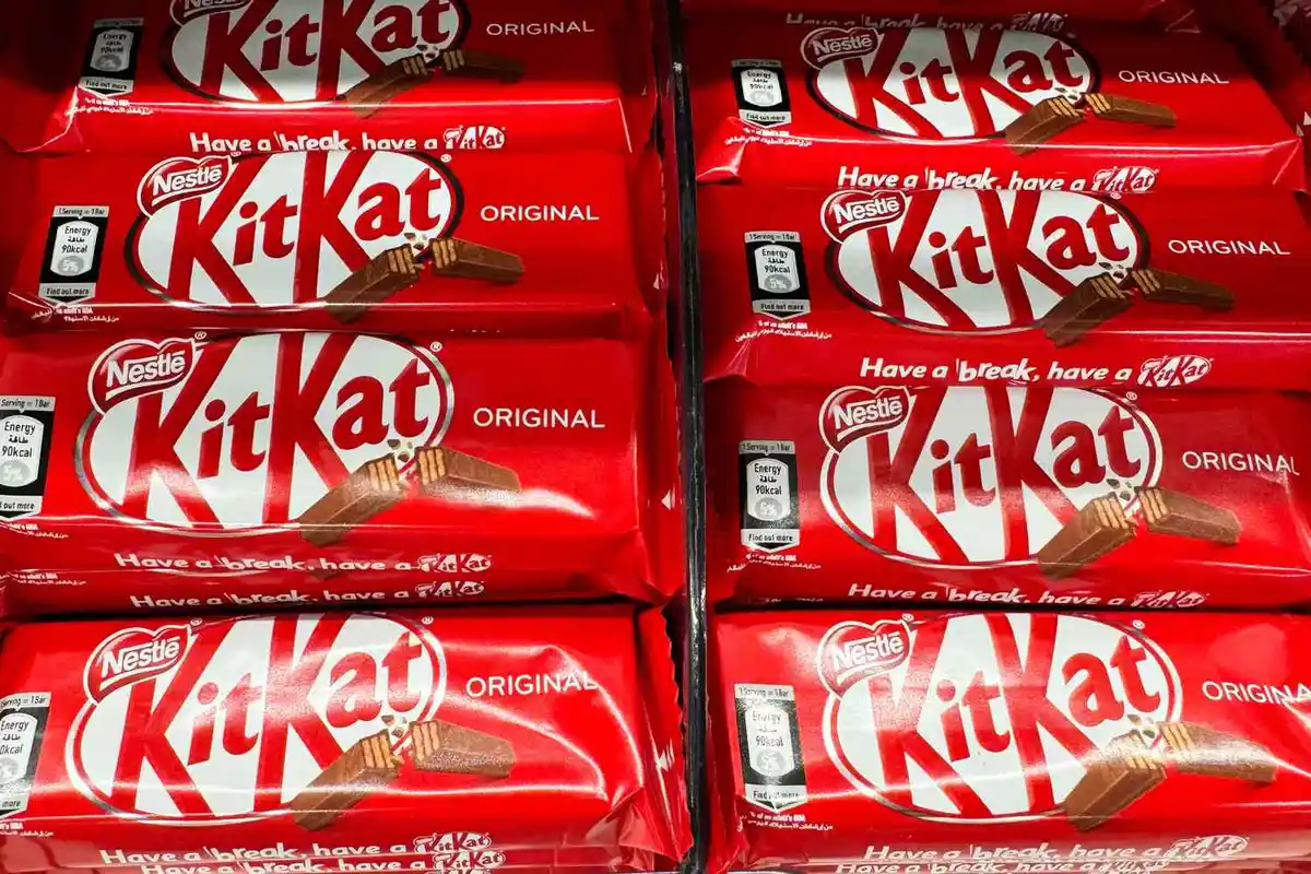 Kit-kat-và-màn-trộm-12-triệu-tấn-hàng